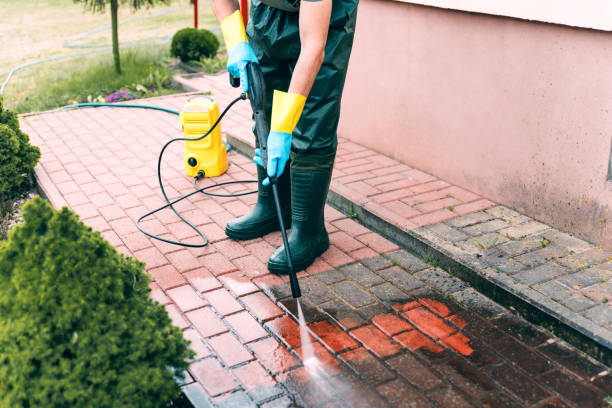 Best Concrete Pressure Washing  in Superior, WI